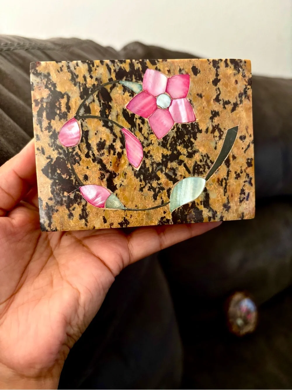 Rare Vintage Agate Stone Mother of Pearl Handmaid Carved Trinket Box & Coasters